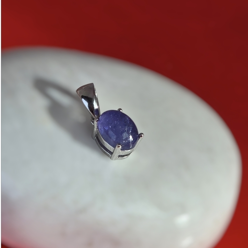925 Sterling Silver Pendant with Natural Tanzanite 5x8mm Gem
